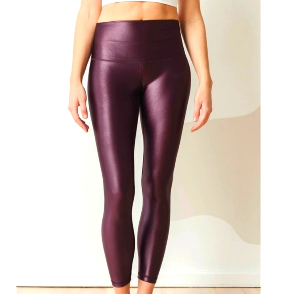 NWT FILA SPORTS RWAN WINE METALLIC HIGH RISE TRU-DRY LEGGINGS  SIZE LARGE
